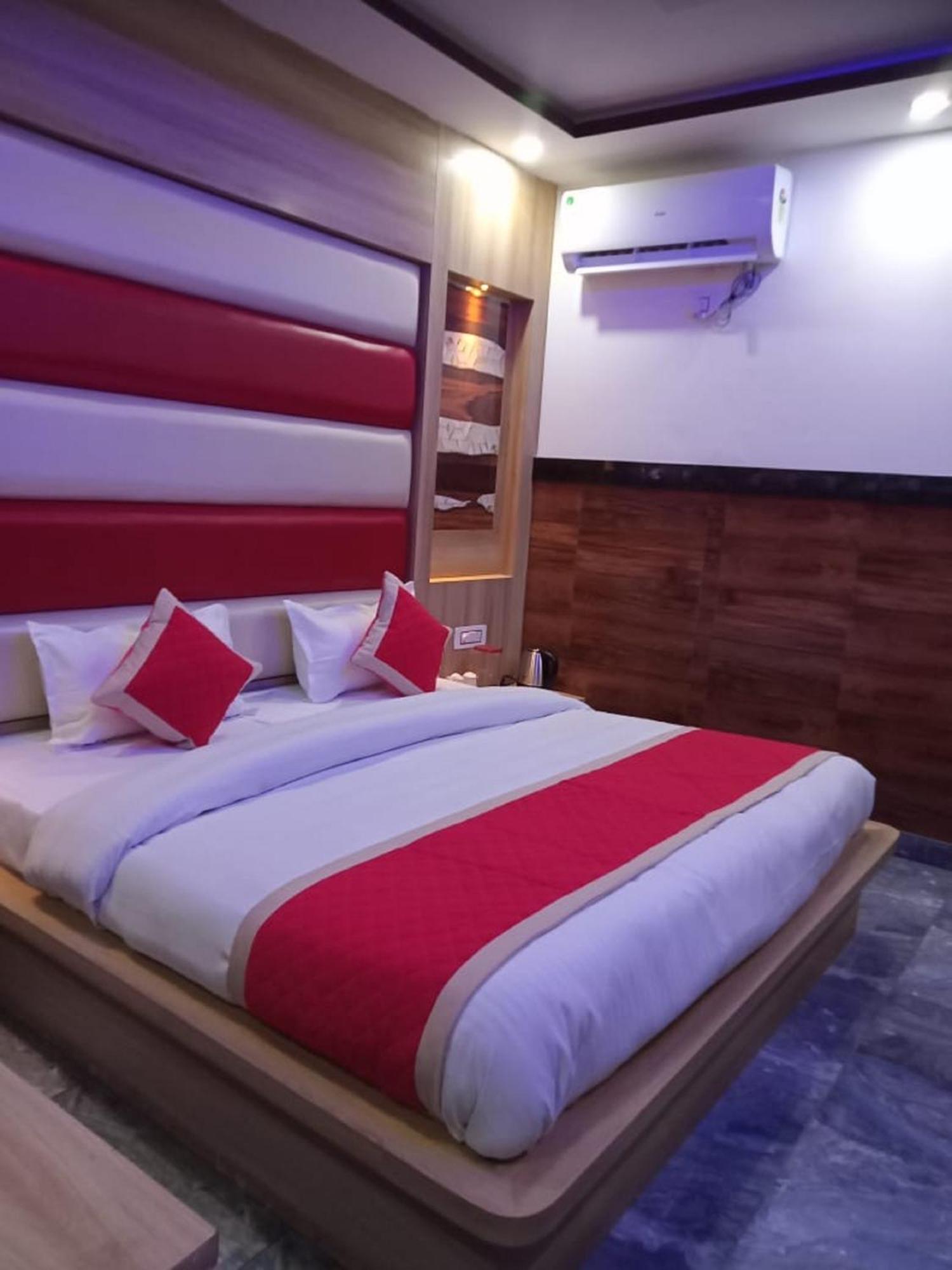 Sapphire By Asr Hospitality New Delhi